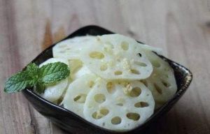 薑末藕片 薑末藕片