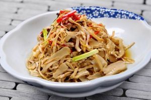 秘制焦頭筍 秘制焦頭筍