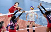 鄭益昕大力劈扣