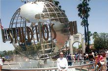 韋瑞群在美國好萊塢片場