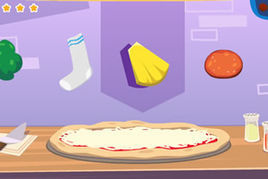 女廚師製作披薩 女廚師製作披薩