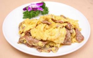 滑蛋牛肉片 滑蛋牛肉片