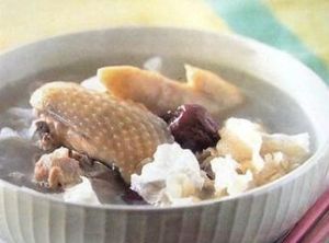 松子雞骨鴿蛋湯 松子雞骨鴿蛋湯