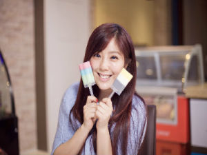 趙奕歡代言維多利亞冰淇淋