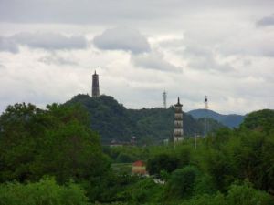 雙塔凌雲 雙塔凌雲