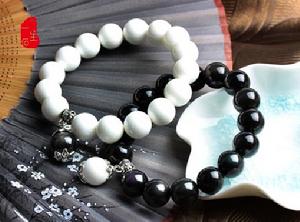 一生一石相濡以沫天然硨磲黑曜石情侶手鍊