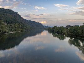 彎道淺灘 彎道淺灘