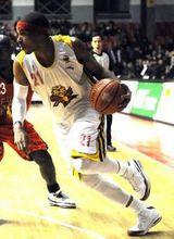 萊昂&middot;羅傑斯