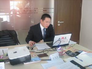 （圖）上海和中總經理許信在年會上發表講話