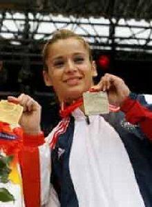 艾麗西亞·薩克拉莫內 艾麗西亞·薩克拉莫內