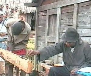 扎菲曼尼里的木雕工藝 