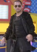 麥伯（張林聖飾）