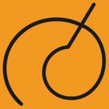 維斯在孫悟空、貝吉塔衣服上畫的個人標誌