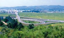 南華縣境內的楚大高速