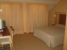 克里斯塔羅莫金巴酒店