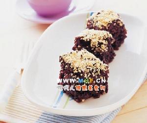紅糖紫米糕 紅糖紫米糕