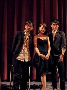 導演侯季然、主演謝欣穎、張書豪