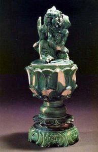 北宋綠釉獅蓋香熏 北宋綠釉獅蓋香熏