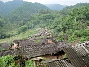 披尤自然村 披尤自然村