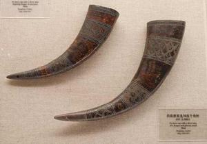 苗族彩繪牛角杯 苗族彩繪牛角杯