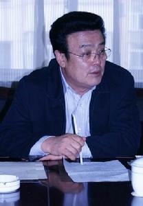 特古斯[內蒙古人大常委會代表資格審查委員會委員]