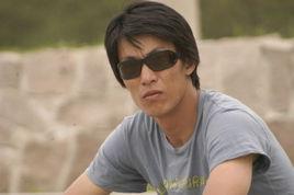 何鈞[影視片動作指導]