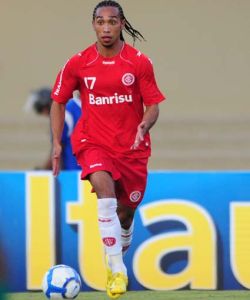 埃韋頓·桑托斯·達·科斯塔 埃韋頓·桑托斯·達·科斯塔