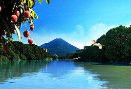 壺山致雨 壺山致雨