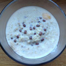 紅豆薏仁燕麥牛奶粥 紅豆薏仁燕麥牛奶粥