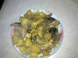 青魚燉土豆