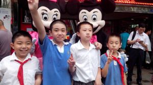 2013年9月30日張澤彬等四人合影