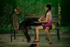 （圖）公園約會洗腳妹