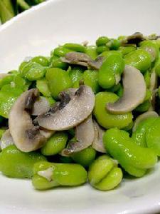 蘑菇炒蠶豆 蘑菇炒蠶豆