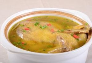 黃精雞膏 黃精雞膏