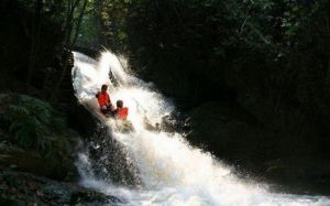 蝴蝶谷漂流風景區 蝴蝶谷漂流風景區