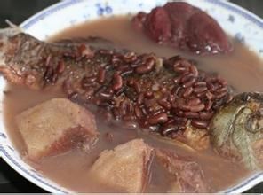 鯽魚赤小豆湯 鯽魚赤小豆湯