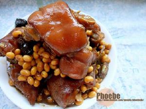 黃豆燉豬蹄兒 黃豆燉豬蹄兒