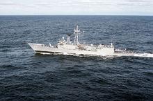 航行中艦尾下沉的佩里級