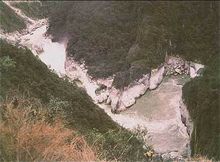 藏布巴東瀑布群