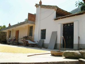 余乍勒村 余乍勒村