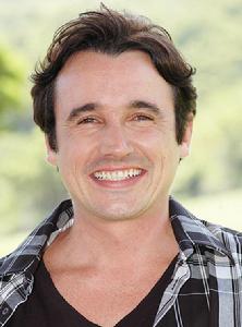 Caio Junqueira Caio Junqueira