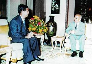 西哈努克會見徐光秀(左)