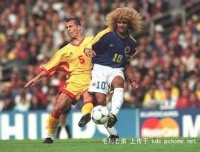 勞倫丘·馬里內斯庫 勞倫丘·馬里內斯庫