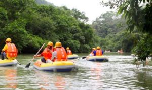 平果鴛鴦灘漂流 平果鴛鴦灘漂流