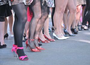 高跟鞋賽跑 高跟鞋賽跑