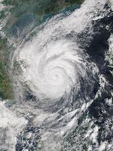 颱風達維 衛星雲圖