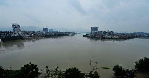 金堂縣趙鎮沱江各源匯合處