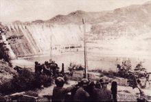 保衛在水豐發電站的防空部隊高射炮陣地