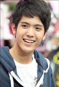 社他武·阿努西 社他武·阿努西