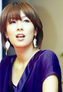 李蔡妍(韓文:#51060;#52292;#50672;)原名李貞淑